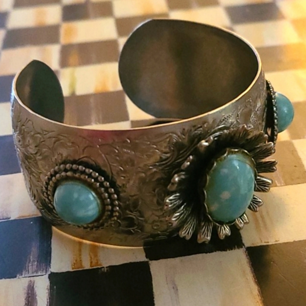 Pretty Cuff